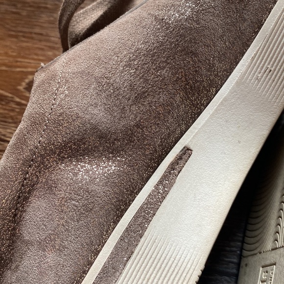 Gentle Souls | Cocoa Haddie Suede Sneaker - Picture 4 of 8